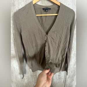 Banana Republic gray Button-Up Cardigan- packable!